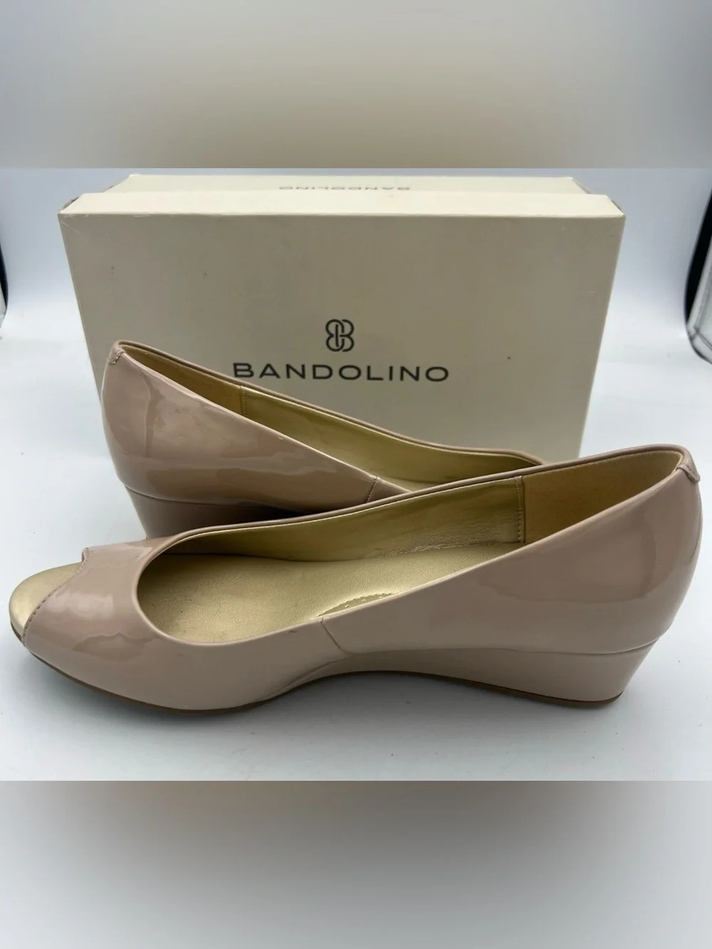 Bandolino Candra 3 Wedge Vegan Heel Peep Toe Women Shoes Size 8M, Taupe NEW